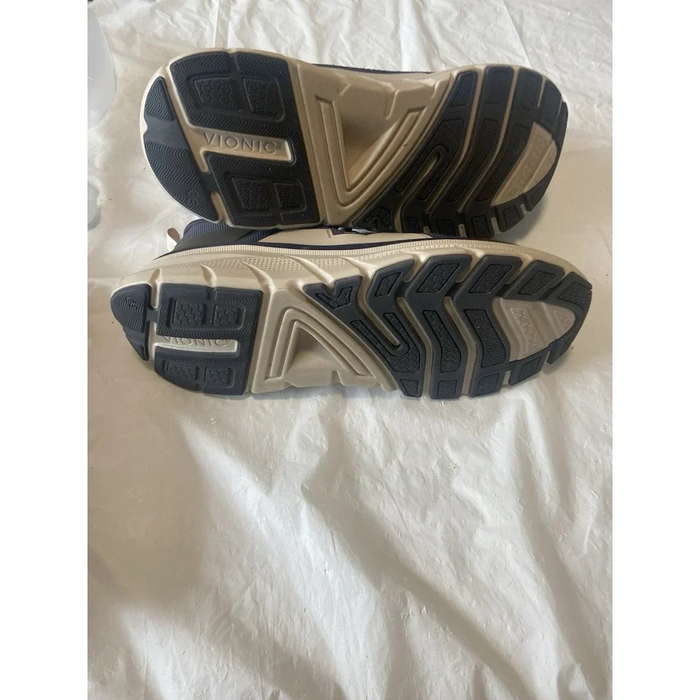 Men's Vionic Walk Max‎ Technical-Water Repllent Lace Up Sneakers-Size 10